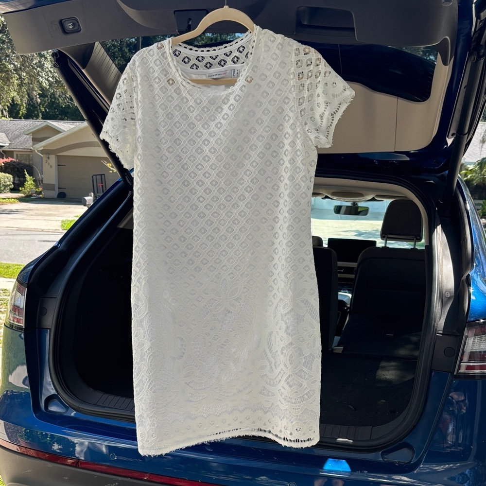 Isaac Mizrahi White Lace Midi Dress
